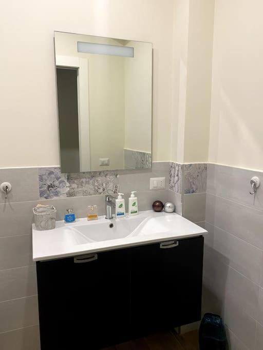 Casa Woow Apartment Carini Bagian luar foto
